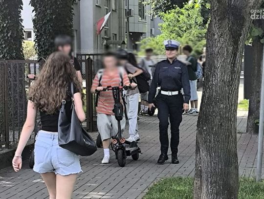 Mławska policja ma dość takich zdarzeń. Ruszyła z akcją "Bezpieczna hulajnoga" 