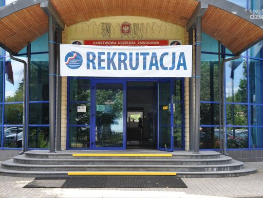 Nabiera tempa rekrutacja do ciechanowskiej Alma Mater