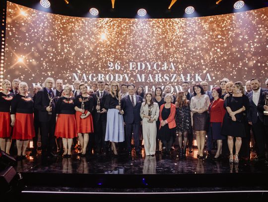 Marszałek z laureatami nagrody marszałka
