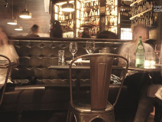 Nastolatki zdemolowały bar. Straty wyniosły prawie 17 tyś. złotych 