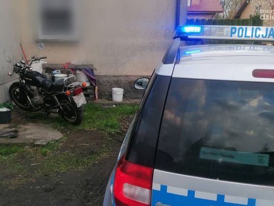 Nietrzeźwy motocyklista próbujący uciec przed policją zatrzymany w Bogurzynie. Grozi  do 5 lat więzienia