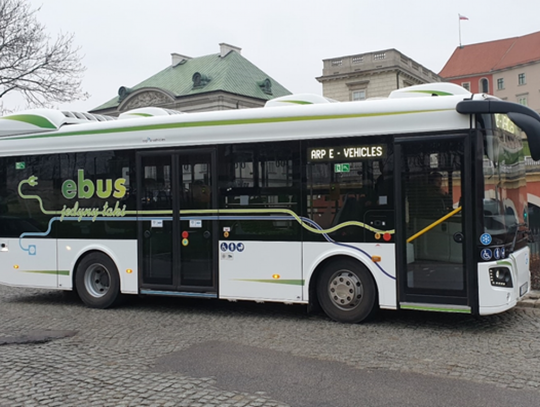 Nowy autobus dla gminy Ojrzeń. 