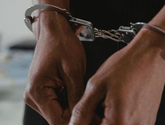 Okradli swoich pracodawców. Z domu wynieśli m.in. biżuterię