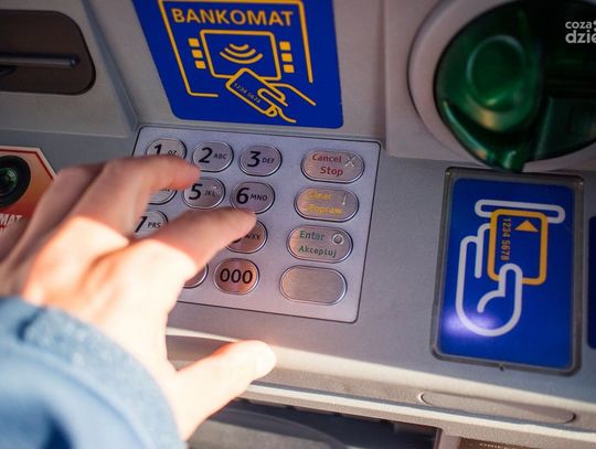 Oszustwa Internetowe: Jak 30-latka Straciła Prawie 30 Tys. zł