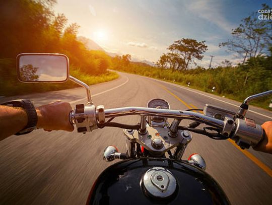 Otwarcie Sezonu Motocyklowego 2024 w Przasnyszu: Dzika Przygoda na Dwóch Kółkach!