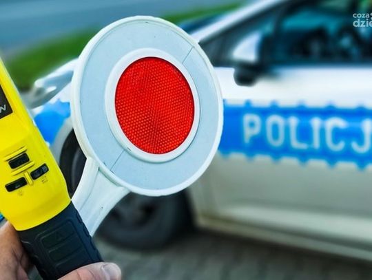 Pijany motorowerzysta zatrzymany w centrum Mławy. Miał ponad 1,6 promila alkoholu