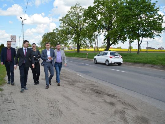 Pilne! Chruszczewo ze ścieżką rowerową