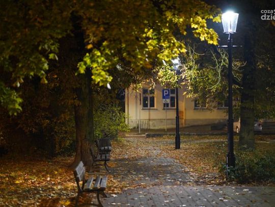 Plac Kościuszki w Ciechanowie już oświetlony!