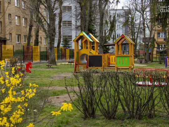 Place zabaw po liftingu. Pojawiły się m.in. nowe zjeżdżalnie