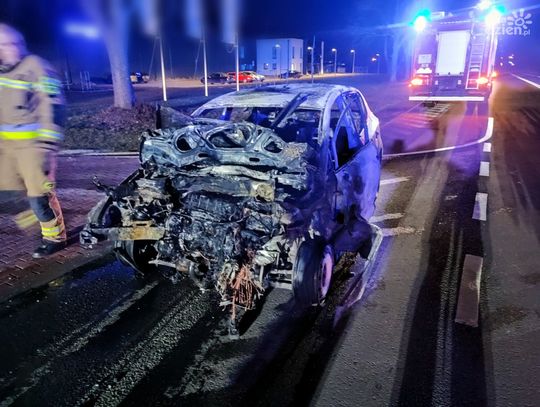 Płonął po zderzeniu z TIR-em! Niebezpieczny wypadek w Uniszkach Zawadzkich