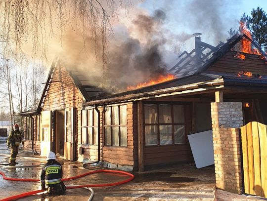 Pół miliona strat po pożarze w Milewie. Ruszyła zbiórka dla  stolarza
