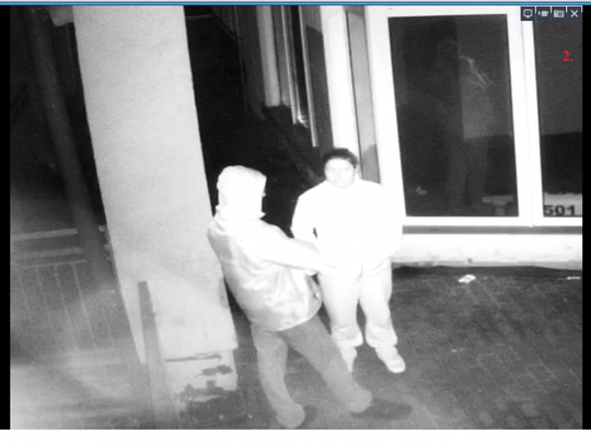 Policja prosi społeczeństwo o pomoc w rozpoznaniu włamywacza