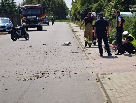 Policja wstępnie ustaliła co się wydarzyło.  Rowerzystę zabrał śmigłowiec LPR