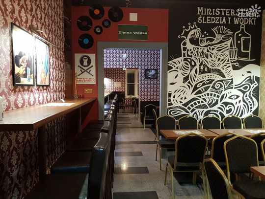 Pomimo zakazu od najbliższego piątku otwiera się lokal gastronomiczny. To pierwszy przypadek w Ciechanowie