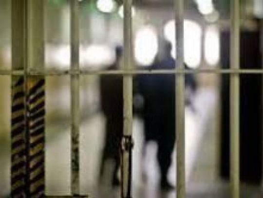 Poszukiwanego mężczyznę policja zatrzymała w Ciechanowie