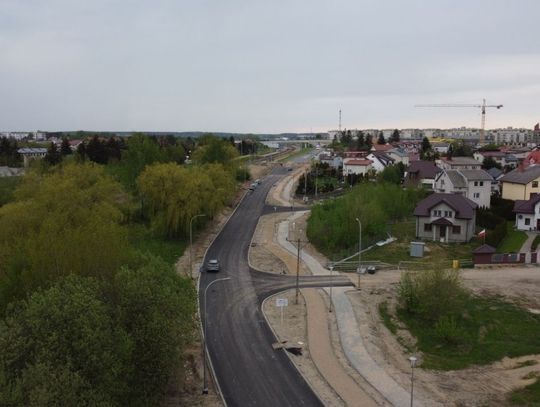 Potężna inwestycja prawie gotowa, drugi odcinek Alei Świętego Wojciecha w Mławie na finiszu