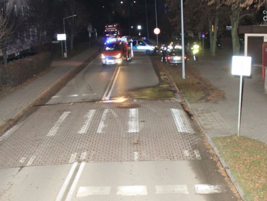 Potrącenie na przejściu dla pieszych. Dwie osoby ranne