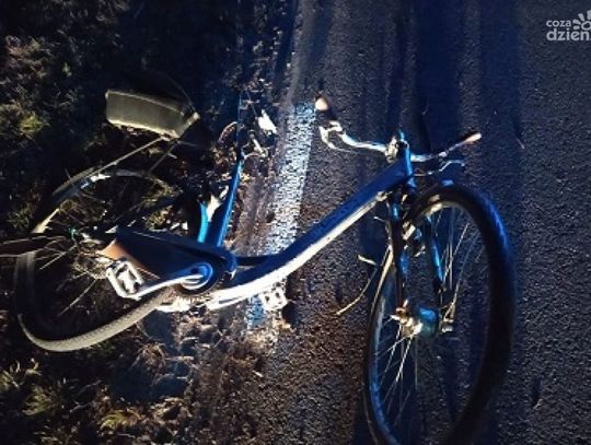 Potrącenie rowerzysty przez osobówkę okazało się śmiertelne