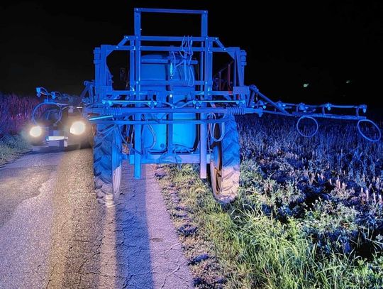 Potrącony przez ciągnik 20-letni mieszkaniec powiatu ciechanowskiego trafił do szpitala