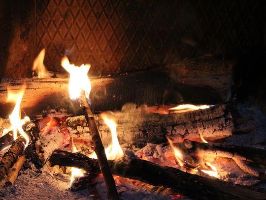 Powiat płoński. Dwa pożary. Dwie ofiary. Nie żyje kobieta i mężczyzna