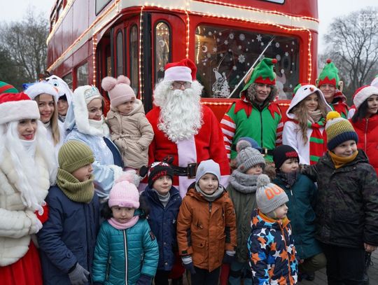 Powiatowy Zaprzęg Św. Mikołaja już na trasie! Wypatrujcie go w powiecie ciechanowskim 