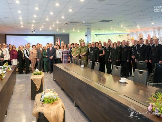 Prawie ćwierć miliona złotych dla lokalnych organizacji! Powiat Ciechanowski wspiera sport, kulturę, OSP i wiele więcej w 2025