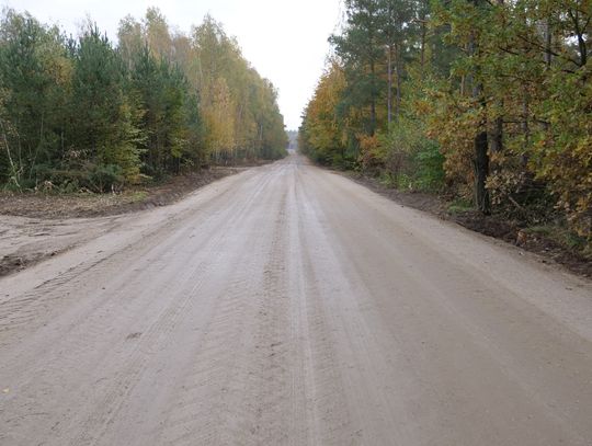 Wyremontowana droga powiatowa nr 2314W Dębsk - Kitki -Szumsk