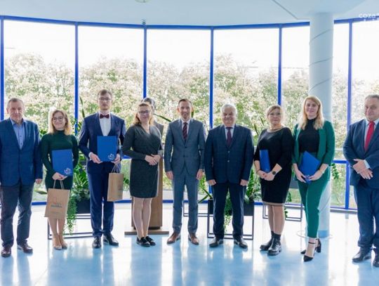 Prezydent Ciechanowa nagrodził studentów