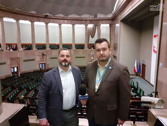 Prosto z sejmowej sali obrad rozmowa radia rekord z posłem Arkadiuszem Iwaniakiem