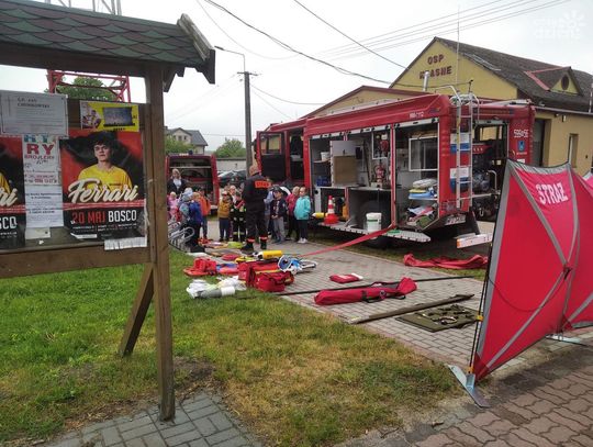 Przedszkolaki z wizytą u strażaków z Krasnego