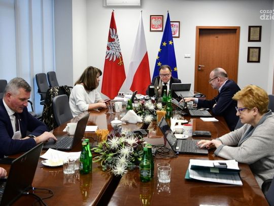 Radni województwa przeciwni wyjściu Polski z Unii Europejskiej