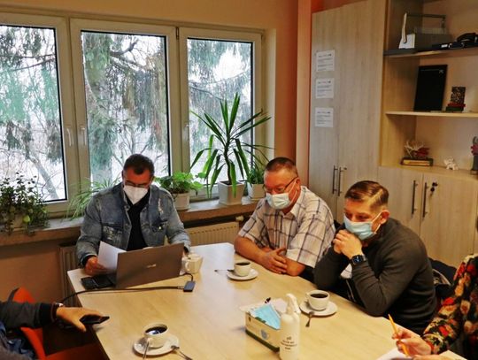 Remont drogi Opinogóra Górna-Długołęka. Ruszyły prace geodezyjne