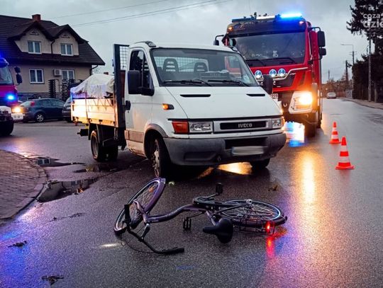 Rowerzystka potrącona na skrzyżowaniu w Strzegowie