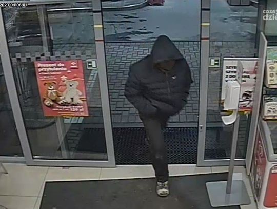 Rozbój na stacji paliw w Mławie – policja prosi o pomoc w identyfikacji sprawcy