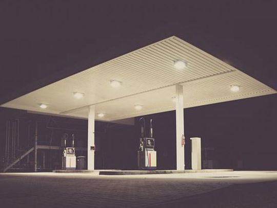Służbową kartą zapłacił za niesłużbowe zakupy. Będzie kara