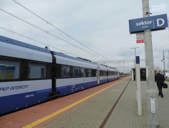 Śmierć w pociągu. Tragedia rozegrała się dziś na ciechanowskiej stacji PKP