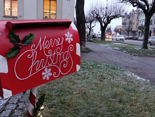 Specjalna skrzynka na listy do Mikołaja w Mławie