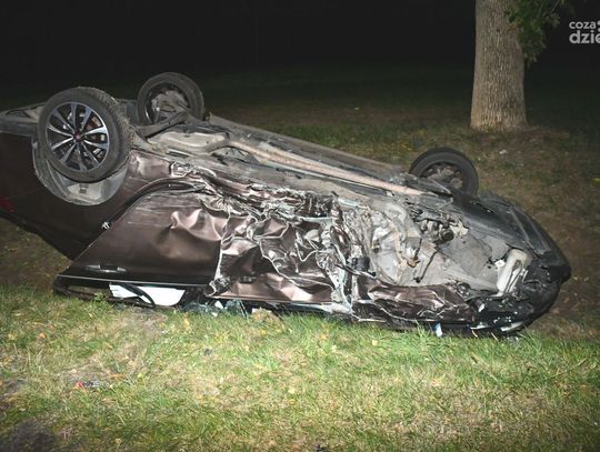 Spowodował wypadek i uciekł. Cztery osoby ranne, w tym dwoje dzieci