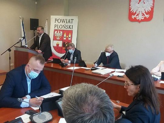 Sprawą płońskiego szpitala zajmie się NIK i Prokurator Generalny? Było gorąco na sesji powiatu