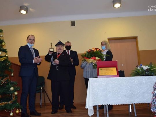 Statuetka Jednorożca dla Czesława Wojciechowskiego