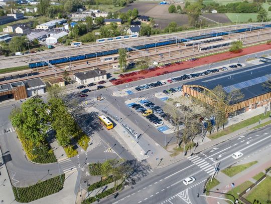 Świetna wiadomość! Powstaje 100 miejsc parkingowych przy dworcu!!!
