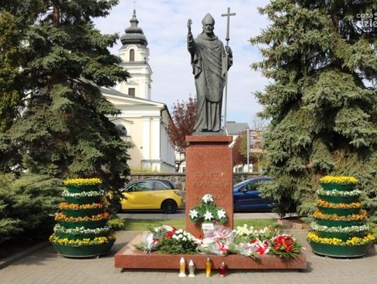 Święto patrona Mławy - bez uroczystości przy pomniku