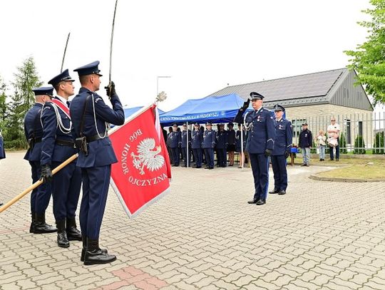 Święto Policji w Przasnyszu pod znakiem dwóch jubileuszy - awanse, odznaczenia i wyrazy uznania dla policjantek