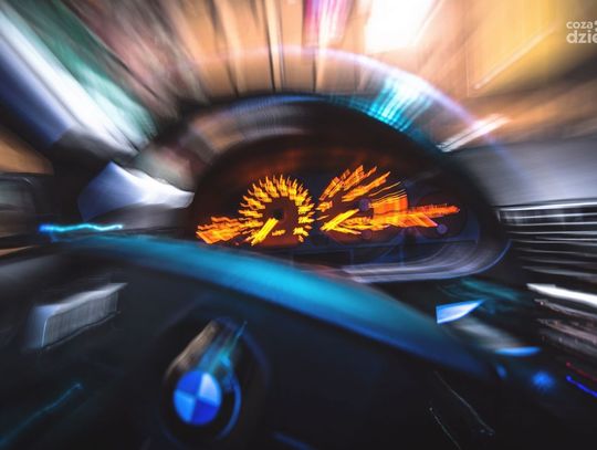 Szarżował, driftował aż prawko stracił