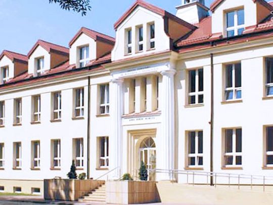Szpital w Płońsku. 63 osoby z personelu w odizolowaniu.