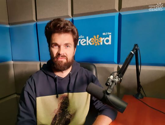 Szymon Ostromecki, animator kultury Ciechanowskiego Ośrodka Edukacji Kulturalnej "Studio" w Radiu Rekord
