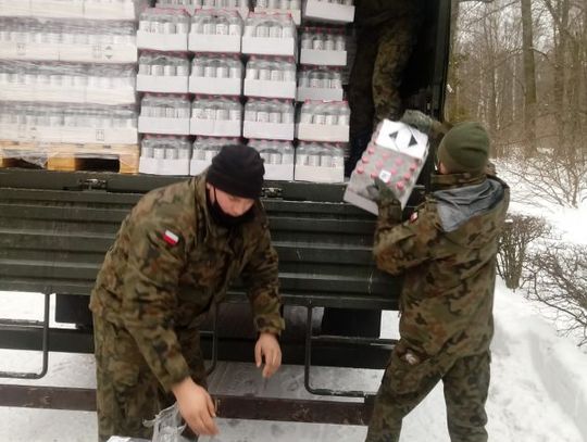 Terytorialsi dostarczają płyn dezynfekcyjny