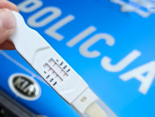 Uderzał w kierownicę i wykrzykiwał wulgaryzmy. Był pod wpływem amfetaminy 