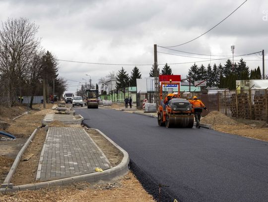 Ulica Śmiecińska w Ciechanowie jak nowa! Kiedy zakończy się remont?