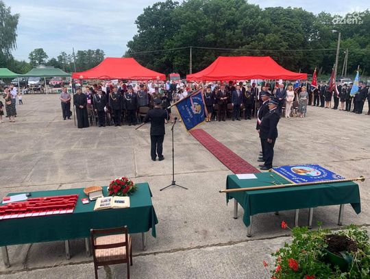 Uroczystości związane z fundowaniem sztandaru są wyjątkowe. W Szulmierzu, 18 czerwca odnowiono sztandar jednostki OSP